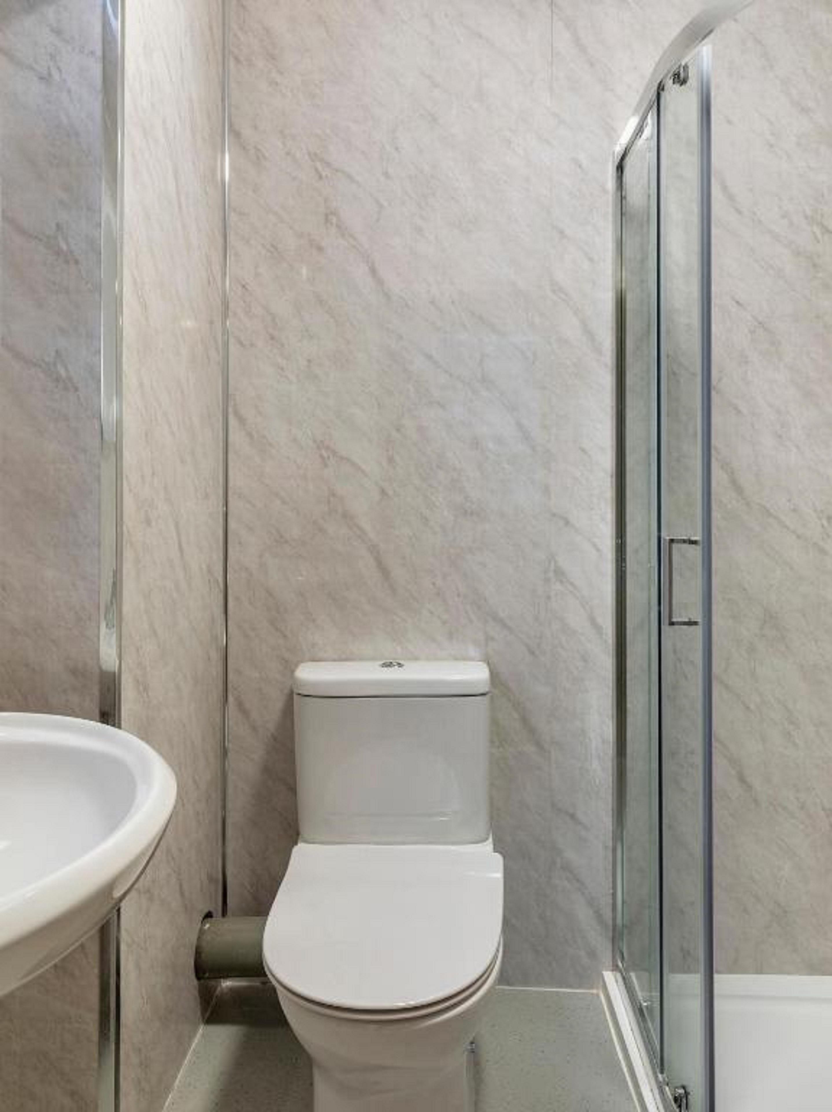 Отель Oyo Bailbrook Lodge, 4*